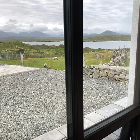 Daire At Island Cottage, Inishnee, Roundstone *