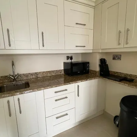 Апартаменты At Island Cottage, Inishnee,